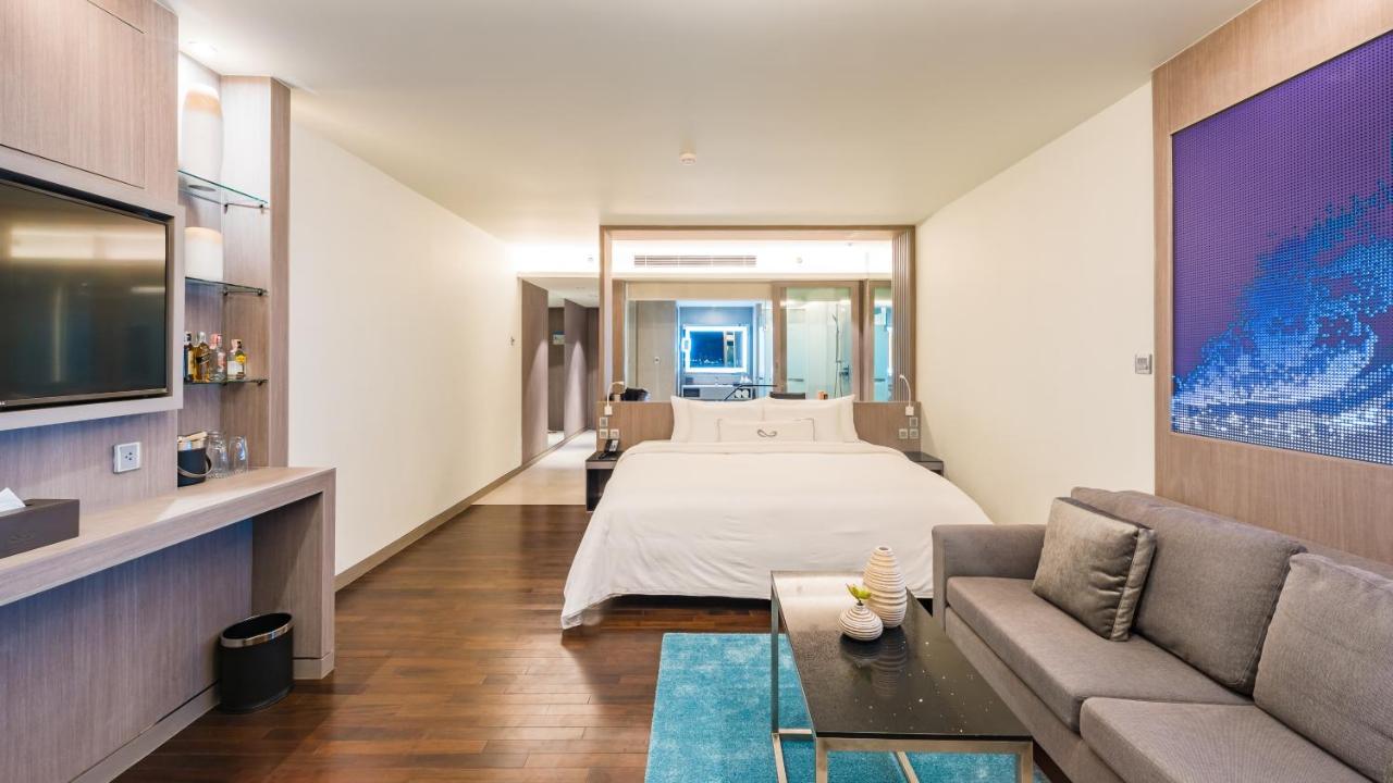 Oceanfront Beach Resort - Sha Extra Plus Patong Екстер'єр фото