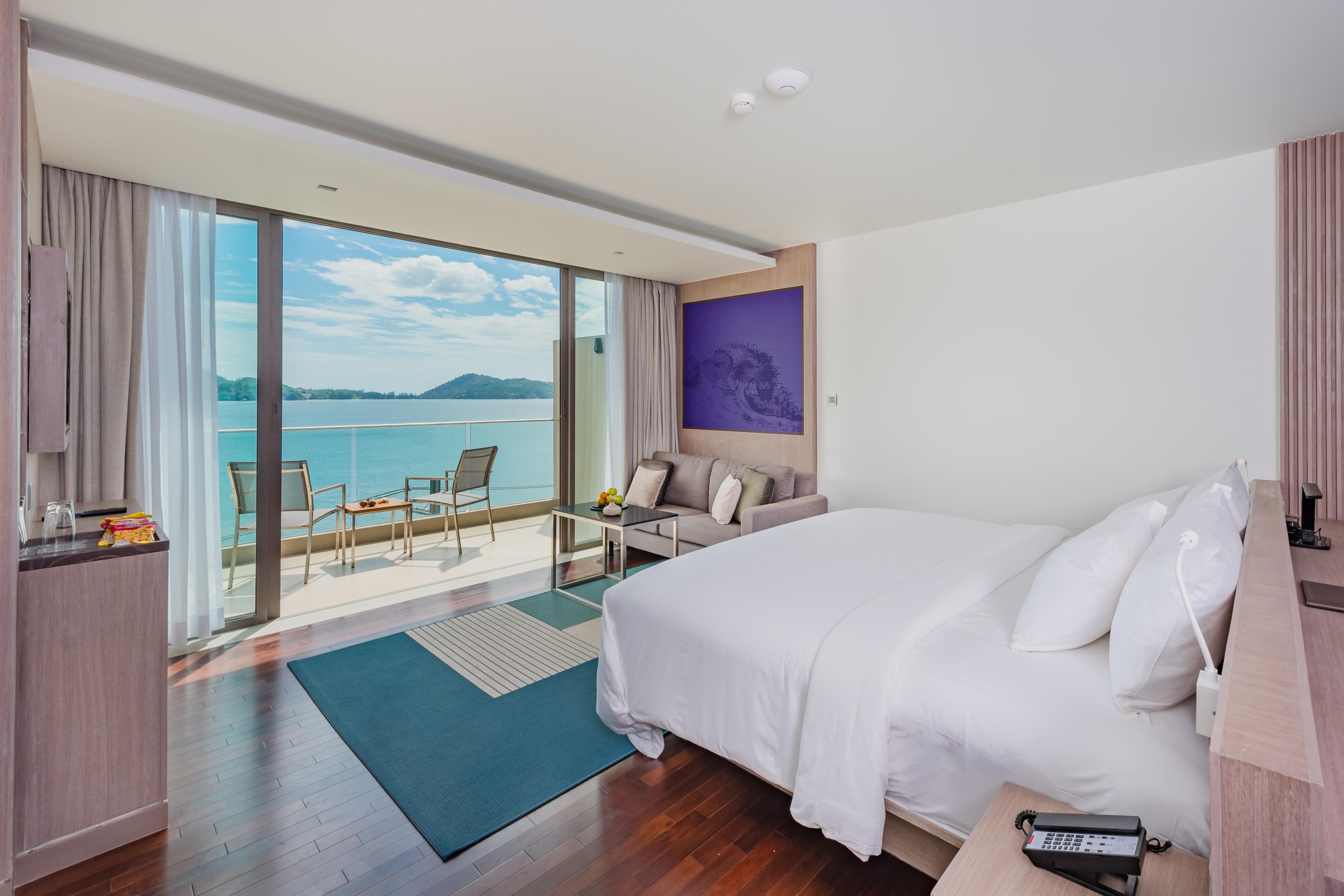 Oceanfront Beach Resort - Sha Extra Plus Patong Екстер'єр фото Deluxe Ocean View