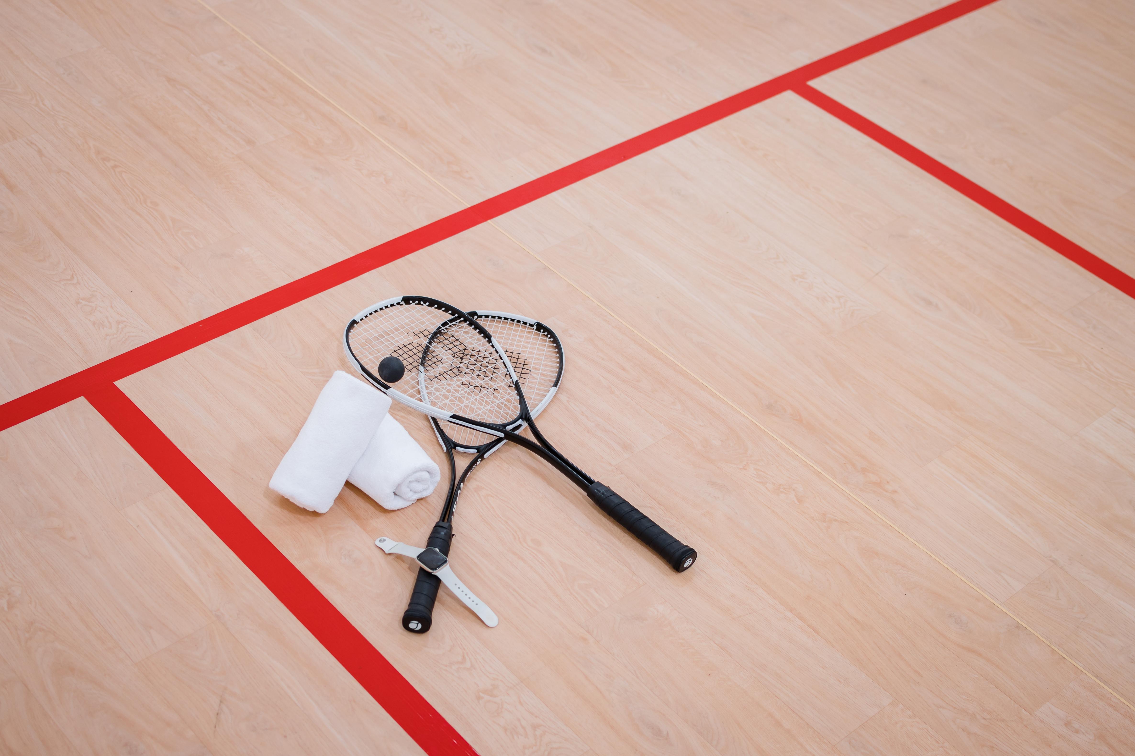 Oceanfront Beach Resort - Sha Extra Plus Patong Екстер'єр фото Squash racquets and ball